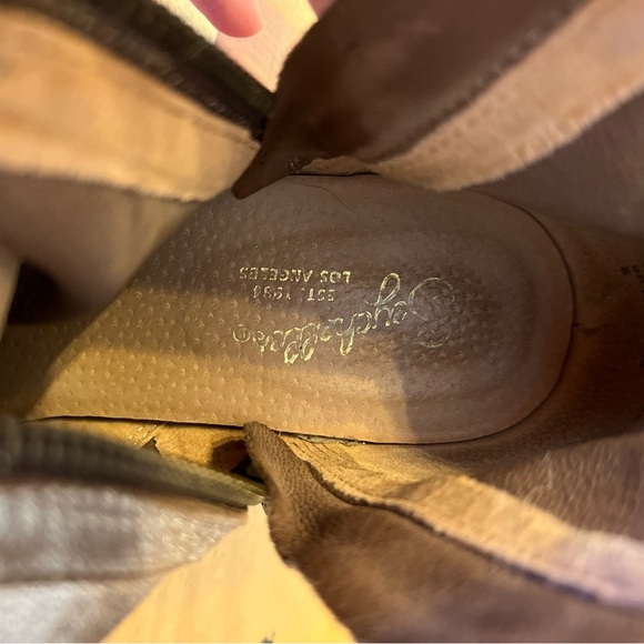 Anthropologie women’s metallic zipper booties size 8 Seychelles - Picture 6 of 6